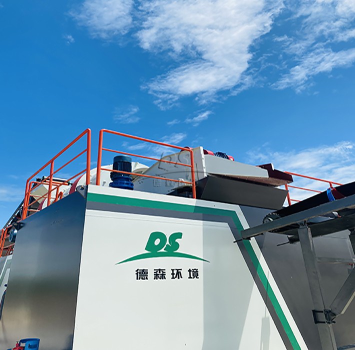 撬裝式土壤淋洗設備運行現場