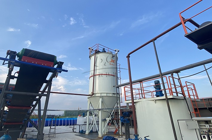 土壤淋洗修復設備安裝現(xiàn)場