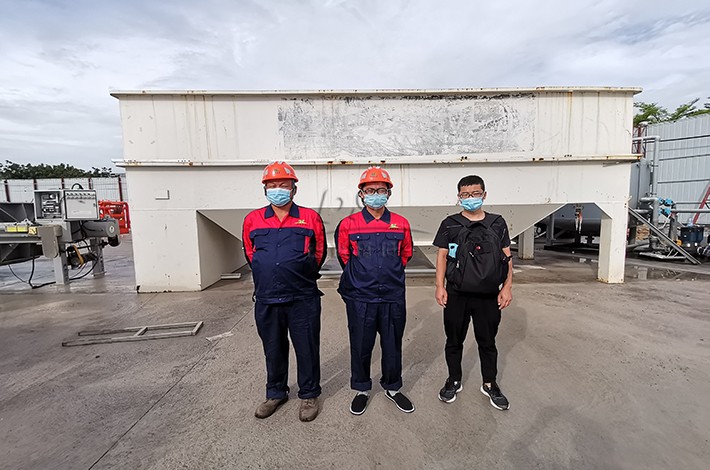 土壤淋洗修復設備現場工作人員