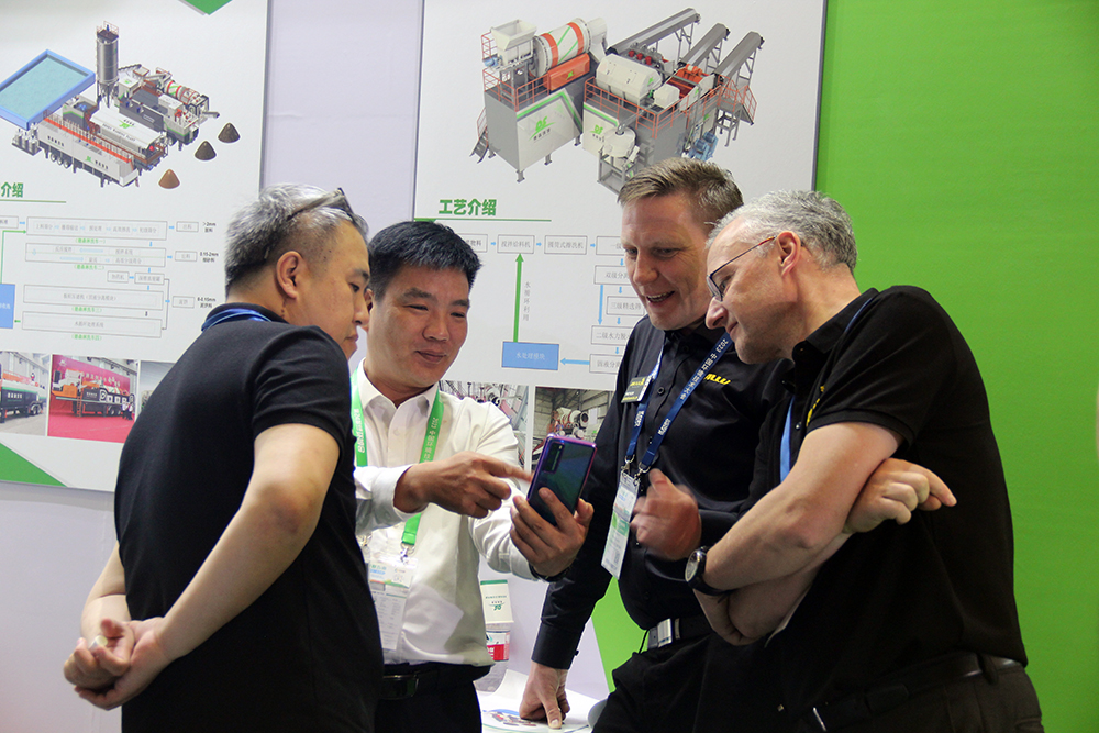 德森攜移動淋洗修復裝備亮相上海環博會